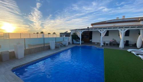 Villa de Lujo cerca del mar y piscina climatizada - Foto 2