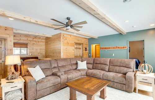 Private Dock, BBQ Ready Lakefront Fifield Home! - Foto 8