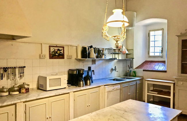 Castello Lorenzo Heart of Tuscany Renaissance Villa With Pool - Photo 22