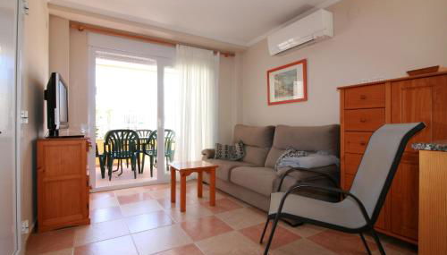 OLIVA HOLIDAYS 1 - Photo 3