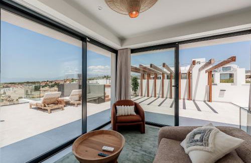 Villa Vida - Luxury Panorama Seaview Penthouse in Organic-Boho Design with Pool, Gym, Spa - Photo 29