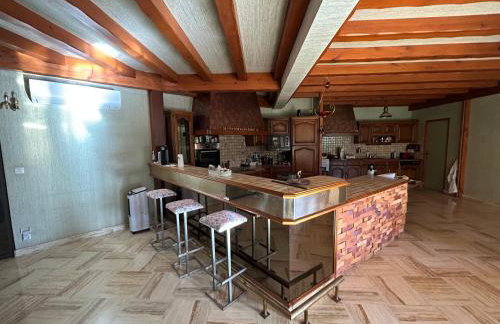 Villa avec piscine intérieur chauffée et parc privé au bord de mer à 3 minutes - Foto 12