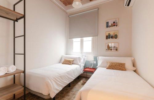 Aspasios Gracia Apartments - Photo 20