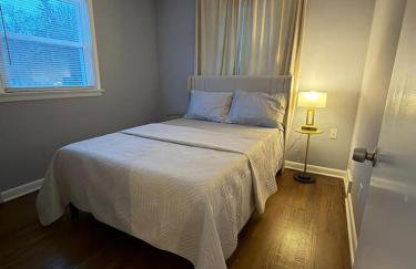 TheCreekHouse 5BR Sanctuary w Sunroom and Games - Foto 18