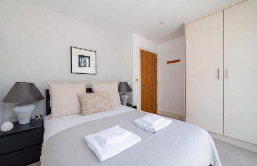 1 Bed Apartment in Canary Wharf - Foto 4