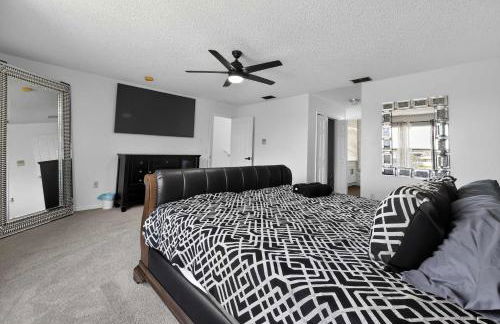 Elegant 4BR Luxury Home - Private Pool Disney - Foto 46