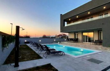 Villa Tia with heated pool & jacuzzi - Foto 10