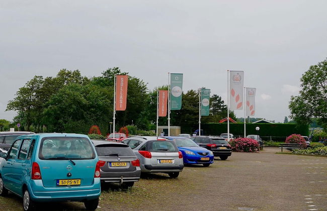 Family Escape Near Keukenhof - Photo 25