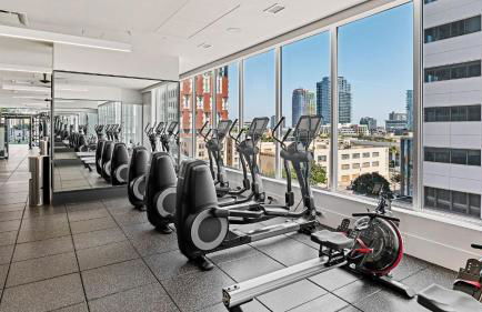 Entire Floor 2BDR w Luxury Amenities Balcony SkyLux Penthouse by AvantStay - Foto 43