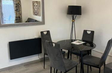 Beautiful 2-bedroom in Grays close to Lakeside - Foto 8