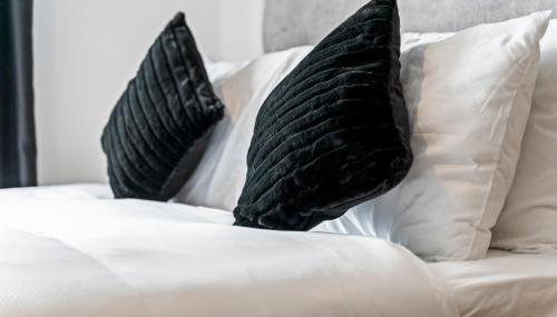 Elite & Elegant 1-Bed City Apartment, Wi-Fi & Netflix, Accommodates 6 - Foto 2