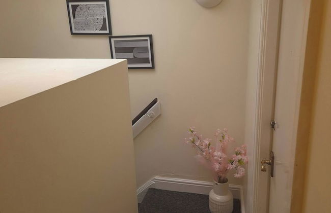 Our Apartment is a Home Away From Home Choice, Tastefully Furnished for Comfort - Foto 15