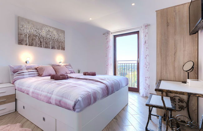 3 bedroom Apartment in Medulin with garden and terrace - Photo 17