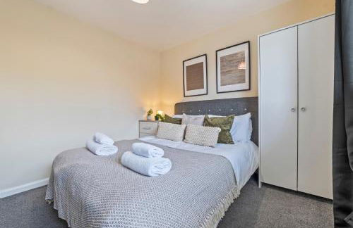 Spacious 3-Bed Home with Driveway Parking - Gloucester - Foto 27