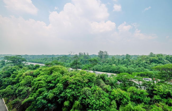 Fully Furnished with Cozy Design 2BR Podomoro Golf View Apartment - Foto 23