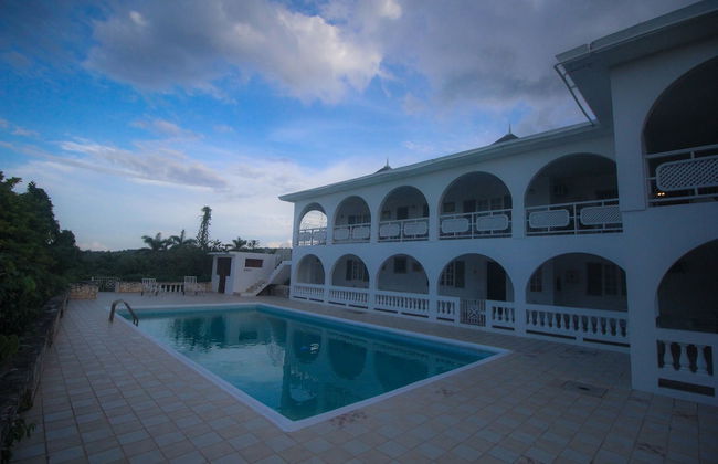 Kenwood Villa - Photo 24