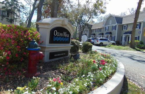 W2 Ocean Walk Resort upstairs 2 bed king and two twins next to back pool - Foto 1