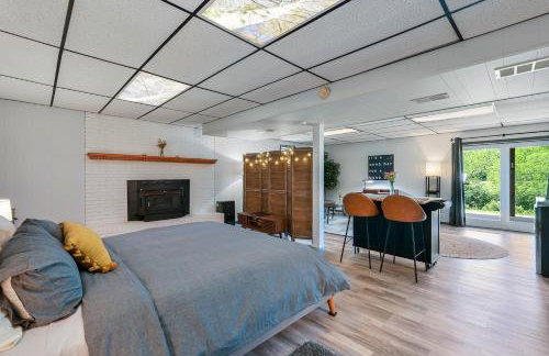 Romantic Garden Studio - 1BR - Indoor Fireplace - Foto 15