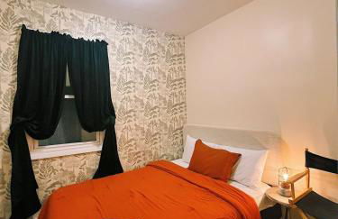 3 bdrm stay! Trippy King Suite by Dwtwn Nwk - Foto 22