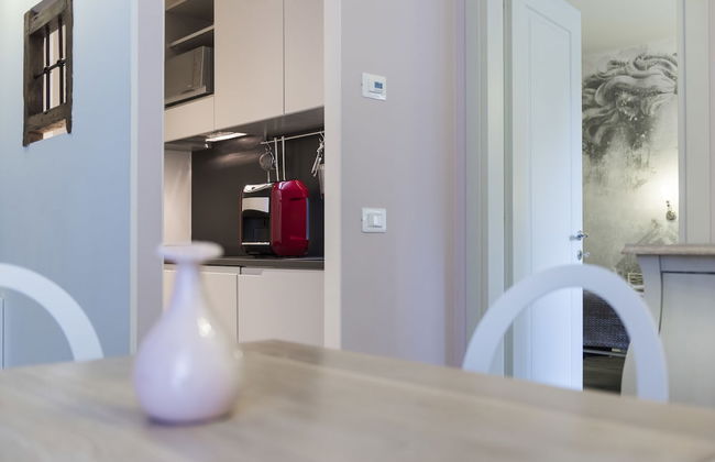 Villa Italia Luxury Suites and Apartments - Photo 18