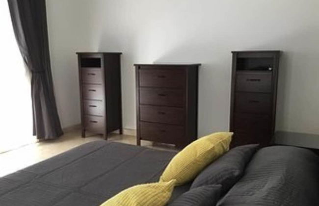 Villa - Sleeps 6 - Heated Pool - Garden - Parking - Foto 3