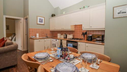 Flagstaff Cottage - Photo 4