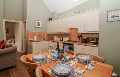 Flagstaff Cottage - Photo 4