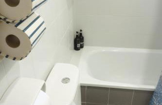 La Bodega del Mar - Luminoso y céntrico apto con piscina en verano y parking - Foto 67