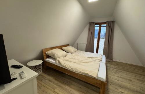 Ferienhaus Reuthsee- Nurdachhaus mit Panoramafenstern, großem Garten & hundefreundlich - Foto 12