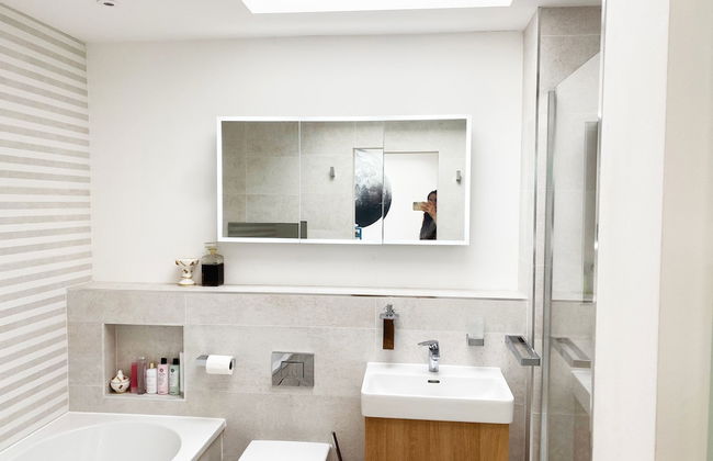 Luxurious Designer Penthouse - Grand Bay Views - Foto 7