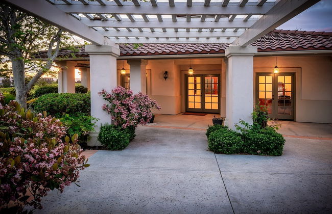 Wellsona Vineyard Retreat Pool Hot Tub Views Main Home Guest Home - Photo 48