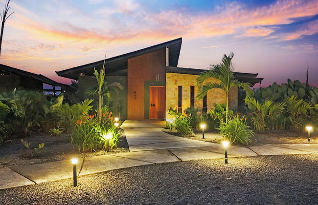 Serene Hills Arenal - Photo 1