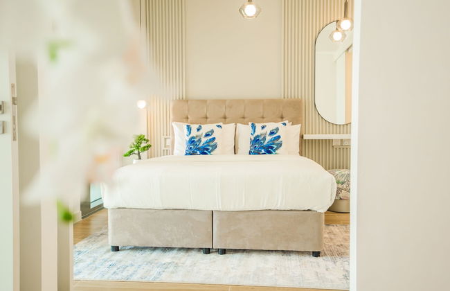 Nasma Luxury Stays - Al Raha Lofts 2 - Photo 2