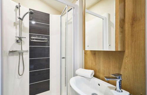 Country Cabin with Hot Tub - Foto 16