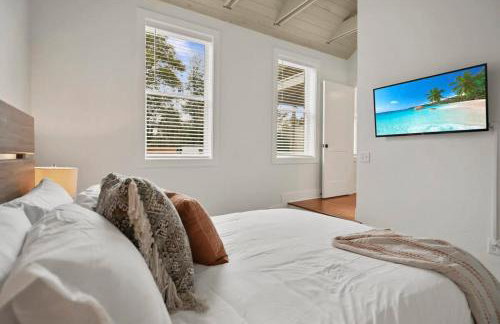 Remodeled Historic 1800s Carriage House, The Castle Garden, Colonial Modern Mansion - Foto 26