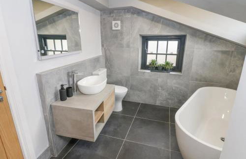 4 Castle Terrace - Photo 26