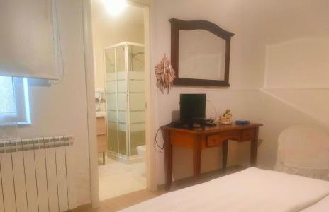 Amorevole villa con terrazza e doccia esterna - Foto 35