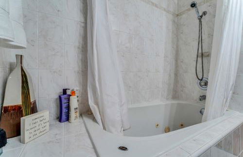 Handcrafted Tahoe Retreat Walk to Beach & Ski - Foto 27