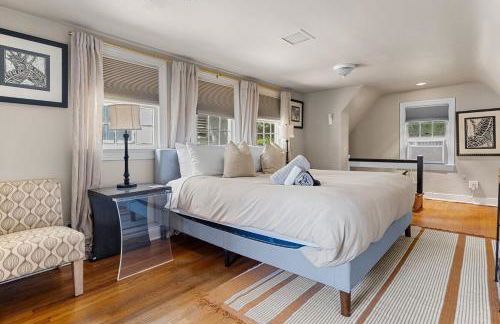 Historic Carriage House Retreat - Foto 10