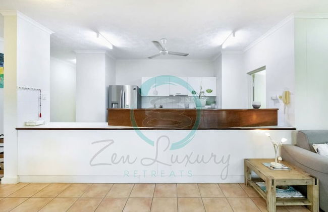 ZEN FORESHORE - 2 Bedroom Apt with Pool - Foto 5