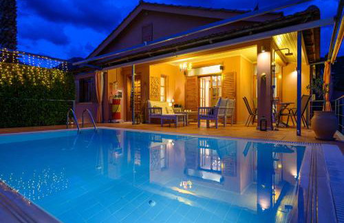 Cozy Small Smart Villa with Private Pool Mikri Mantineia Kalamata - Foto 47