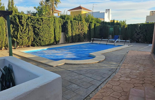 Private Pool- Rooftop Terrace & Bbq- Aircon - Foto 1