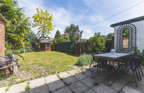 Spacious 3BR Home Huge Garden Free Parking - Foto 11