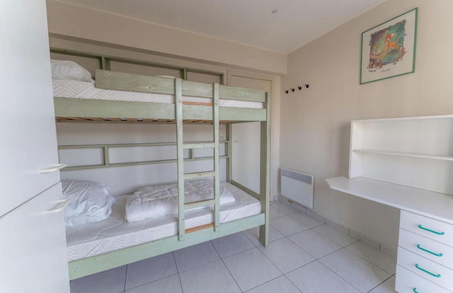 Apartment With Balcony and sea Views - Photo 4