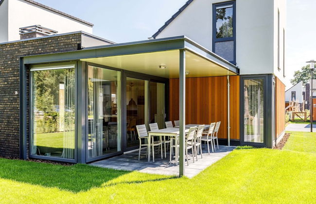 Stylish Villa With Fireplace in Limburg - Foto 39