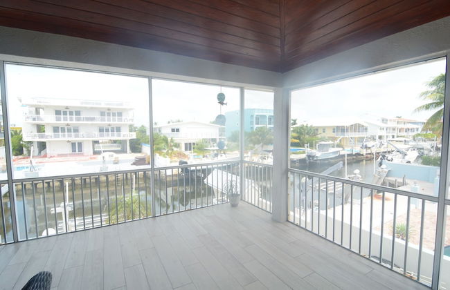 Beautiful Canal Front Home With Above Ground Pool, Dock And Fish Cleaning Station 4 Bedroom Home by RedAwning - Photo 30