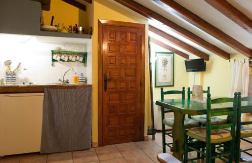 Comfortable Apartment in Robledillo de Gata with Balcony and View - Foto 19