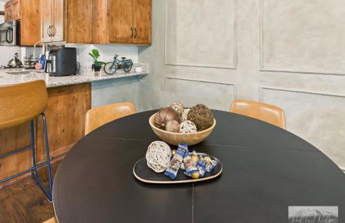 Beautiful Country Apartment, AC, Pickleball, Billiards, Playground, Gardens - Foto 14