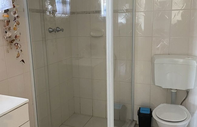 Peter's Port - Photo 8