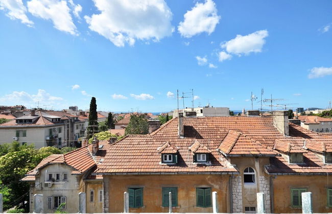 Big 80 m2 apt With Balcony in the Heart of Split - Foto 36